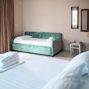 vila-e-bardhe.albaniahotels.org/